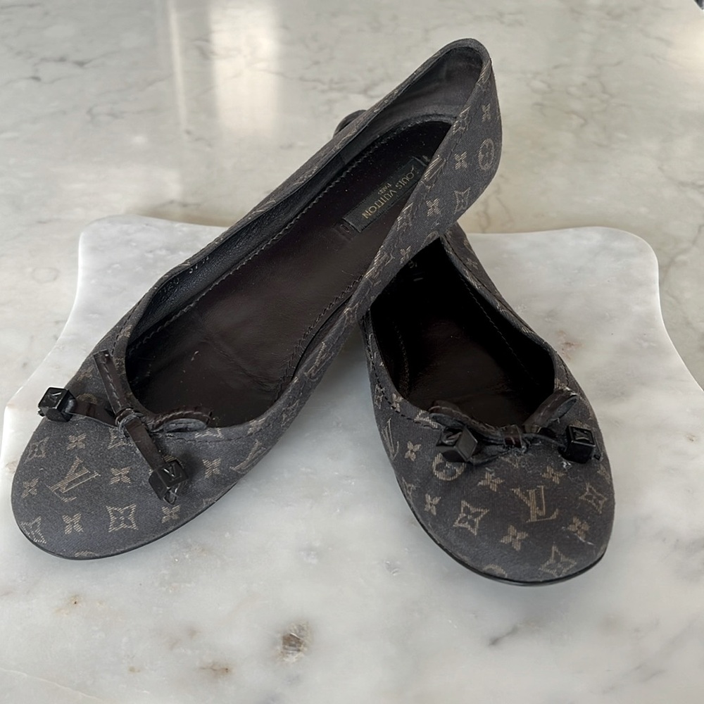 Louis Vuitton Monogram Ballerina Flat—size 37 1/2